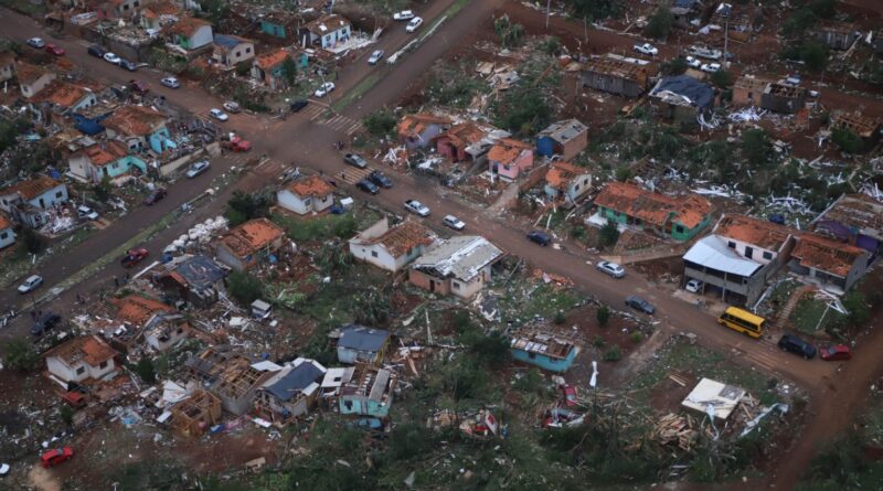 Entenda o que causou o tornado com ventos acima de 300 km/h que destruiu cidade no Paraná